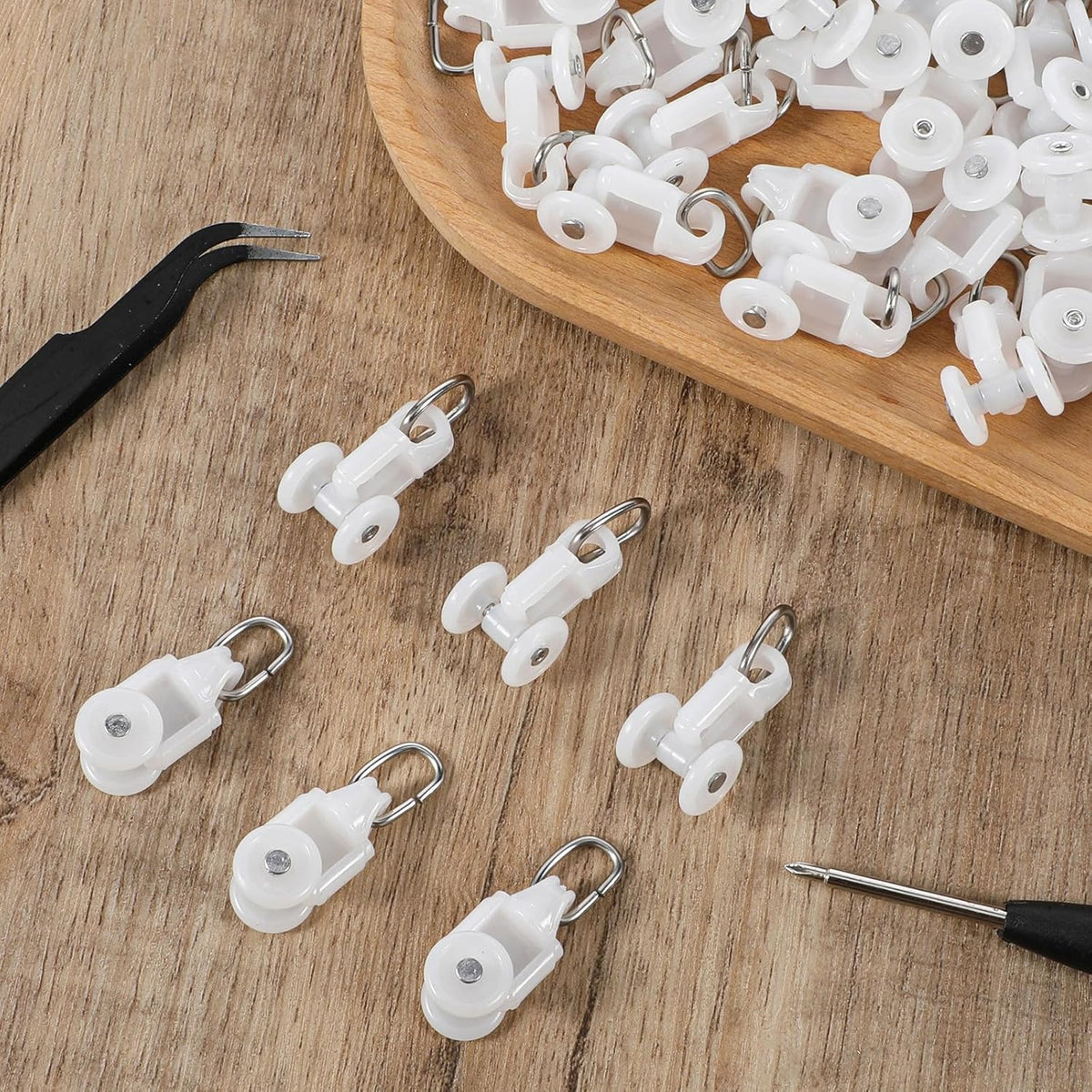 50 Pcs Curtain Track Glider Rollers Hooks Curtain Track Glider Ceiling Tracks Hooks Rail Gliders Mute Wheel Ball Pulley for 23 * 28mm Rails (Inner Diameter)